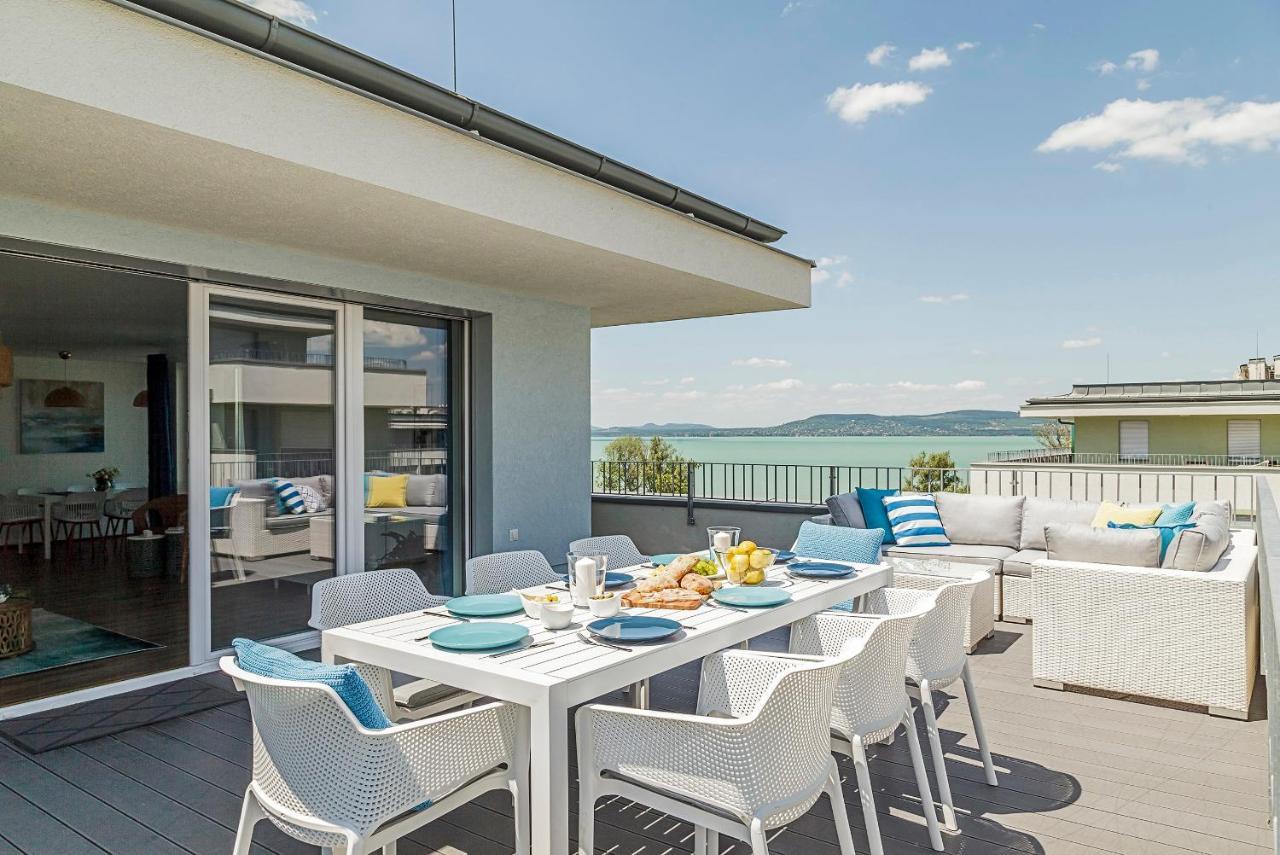 Blue Apartments Balatonlelle Bagian luar foto
