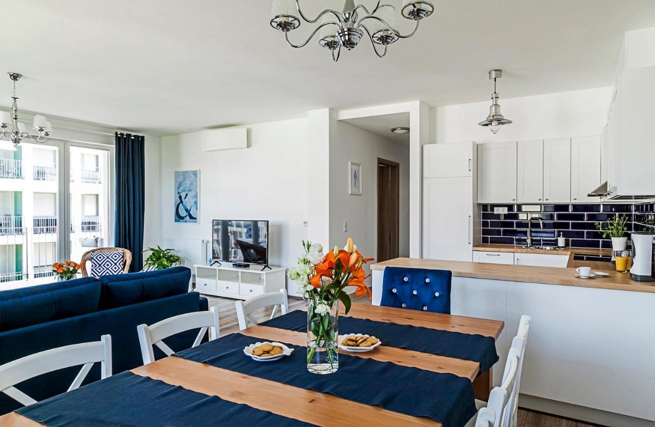 Blue Apartments Balatonlelle Bagian luar foto