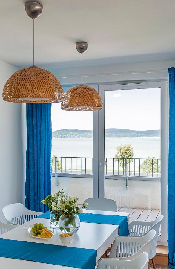 Blue Apartments Balatonlelle Bagian luar foto