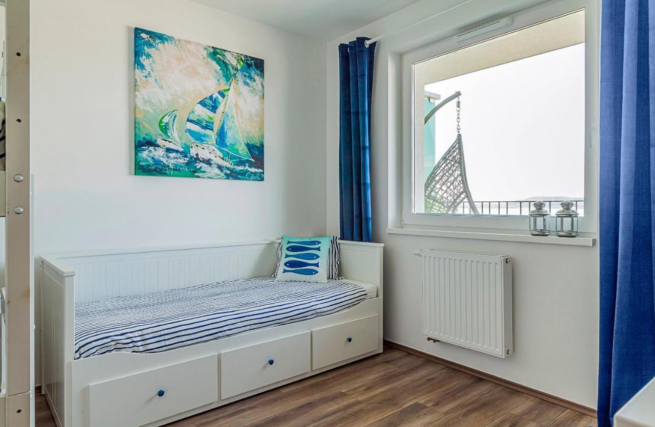 Blue Apartments Balatonlelle Bagian luar foto