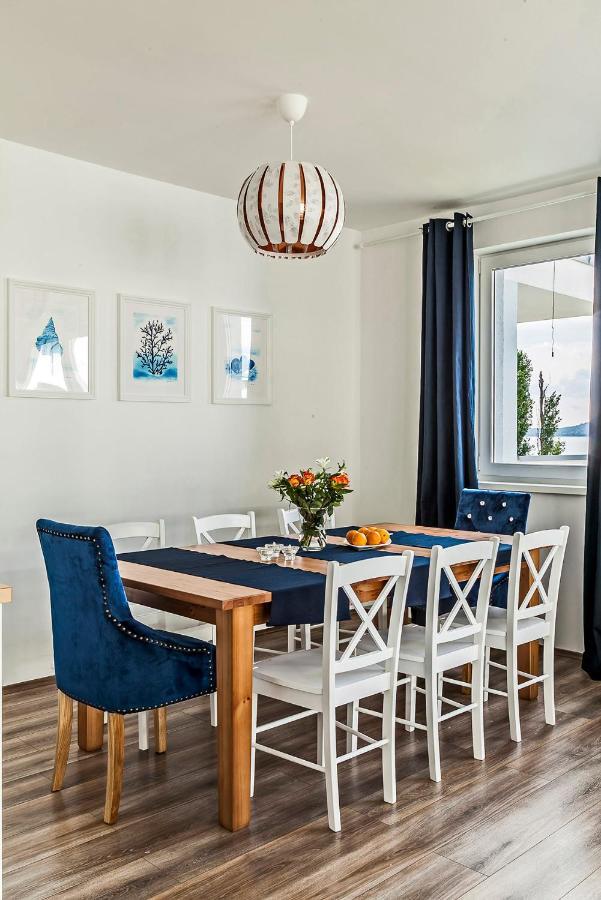 Blue Apartments Balatonlelle Bagian luar foto